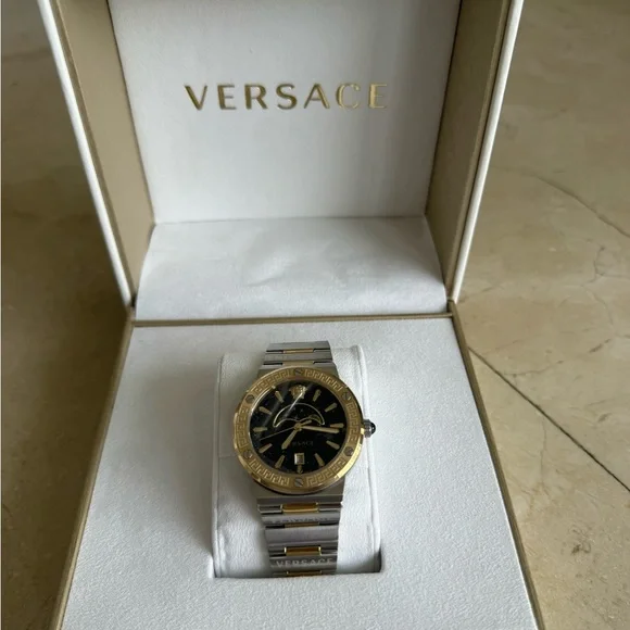 Versace GRECA LOGO MOONPHASE WATCH